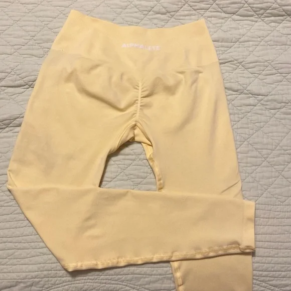 Alphalete Yellow Leggings - Picture 3 of 9